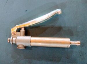 Llave asperjadora metal