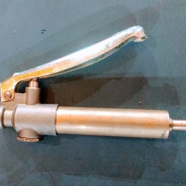 Llave asperjadora metal