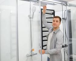 reparacion de puertas de baño en caracas servicio tecnico Zelle se acepta puertas comerciales ventanas panoramicas 04127102415 waths App