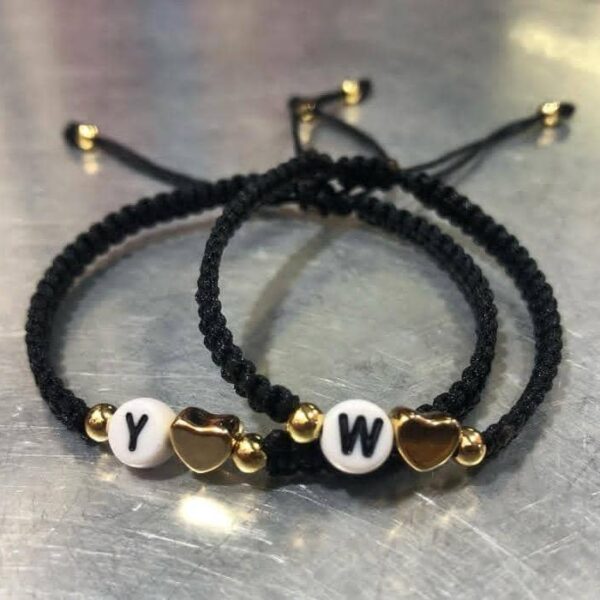 Tejido de hilo chino, balines de gorfil, letras y corazones de gorfil, totalmente personalizado