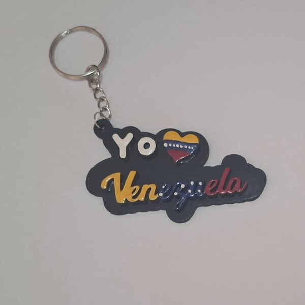 Llavero yo amo Venezuela, Fondo negro tricolor madera mdf, vinil negro