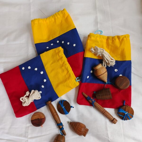 Kit de Juegos Tradicionales (Trompo, Yoyo, gurrufio, perinola)